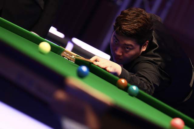 41岁罗本已成为职业板网球手，拥有3个积分世界排名第1980位