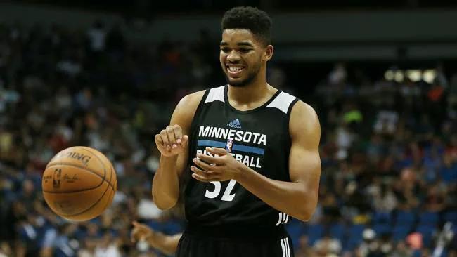 夸安萨：完成英格兰首秀是梦想成真，图赫尔在今早确认我首发