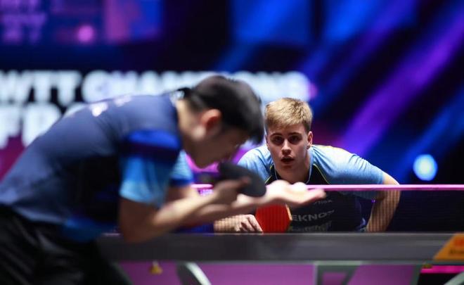 早日走出低 早日走出低