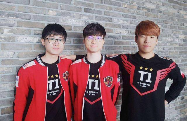 他的团队支 他的团队支